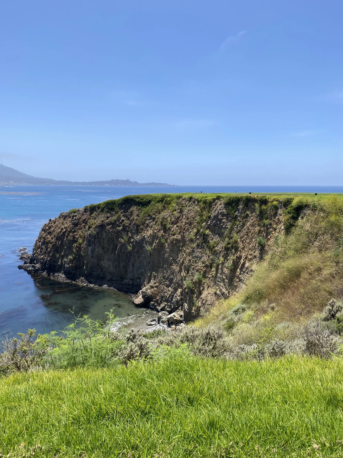 Pebble Beach Golf Links - coastal cliffs along the 17-Mile Drive