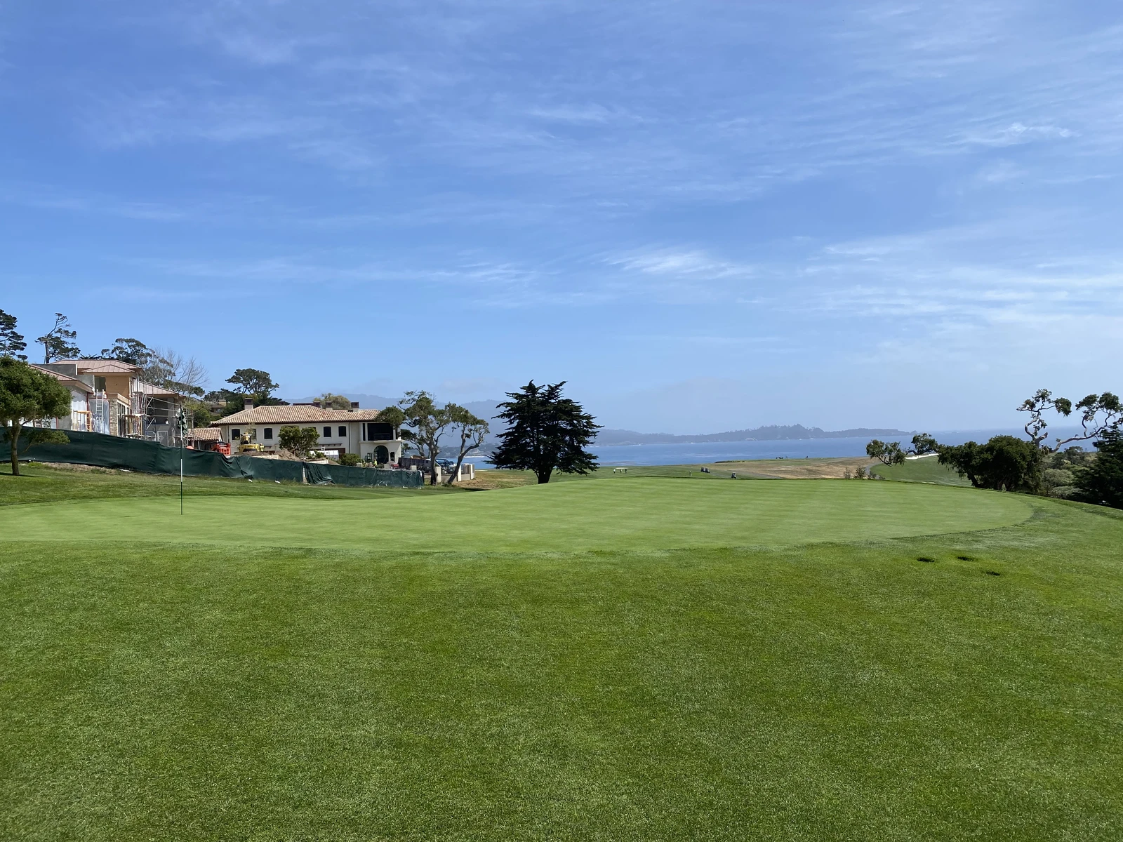 Pebble Beach Golf Links - green with Carmel Bay view